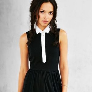 🚚MOVING SALE! UO Collared Button-Front Dress